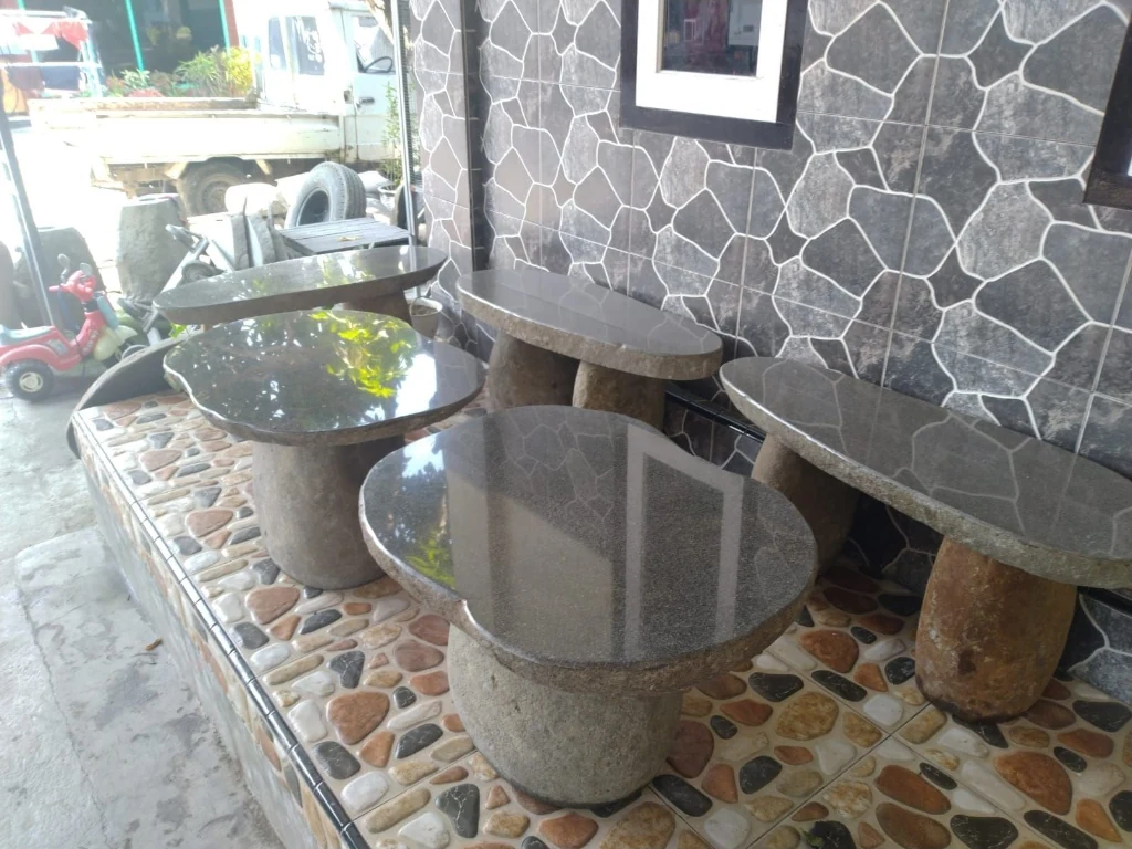 Set Meja & Bangku Taman Batu Kali Outdoor